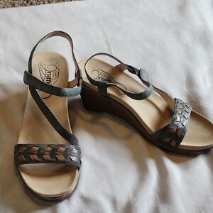 Umberto Raffini Oleander Teal and Brown Wedge Sandals